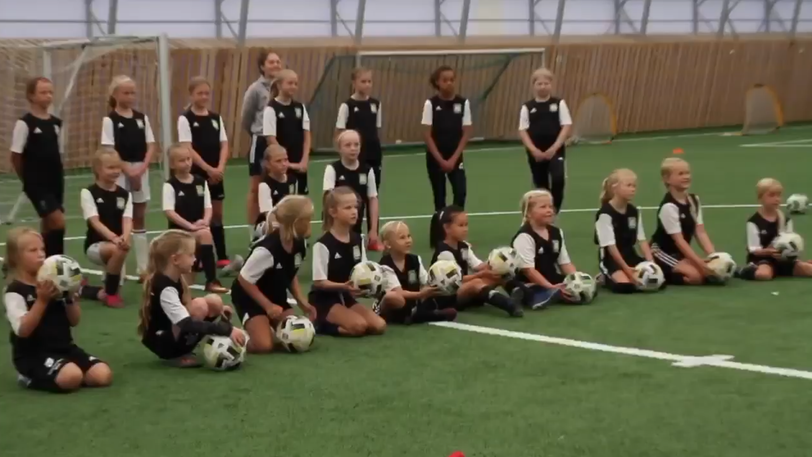 fotballskoler-jenter